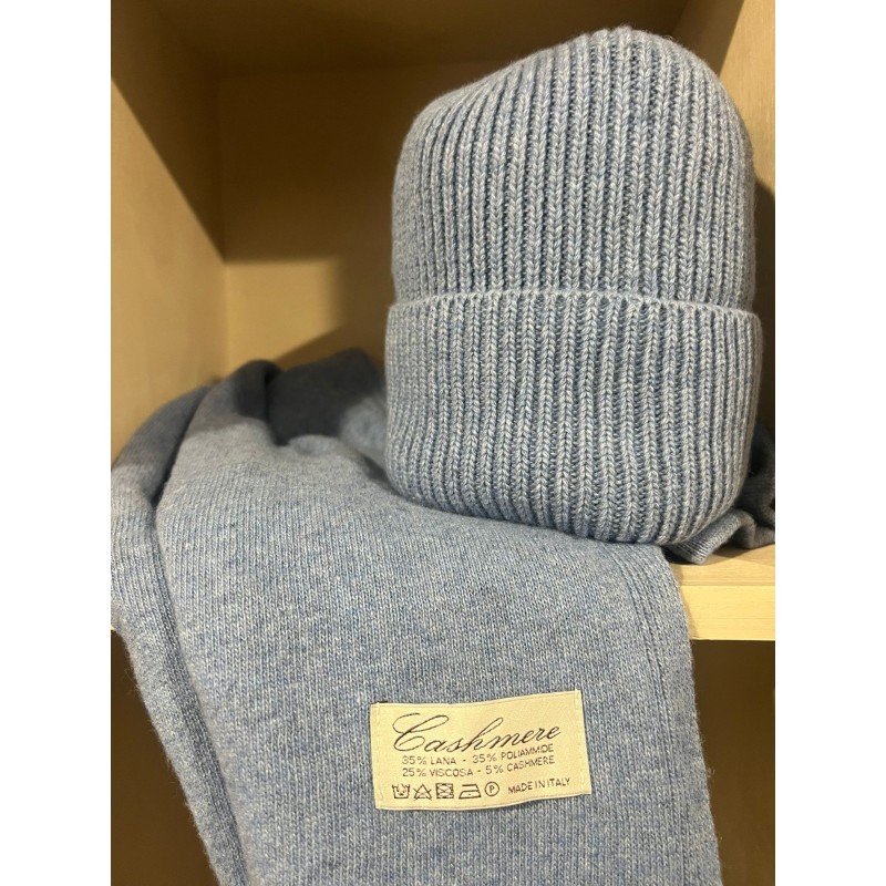 Completo sciarpa e cappello